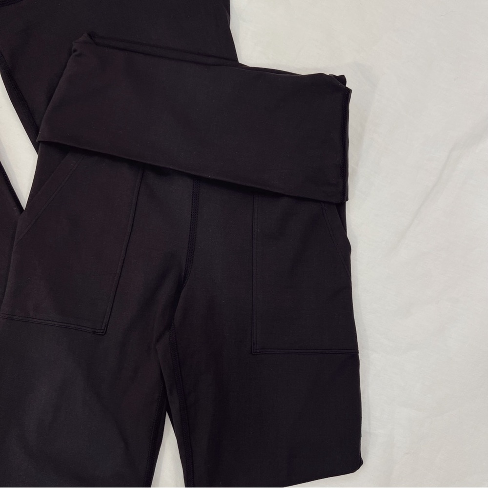 Offline by Aerie OG Fold-Over High Waist Super Flared Leggings - Picture 3 of 9